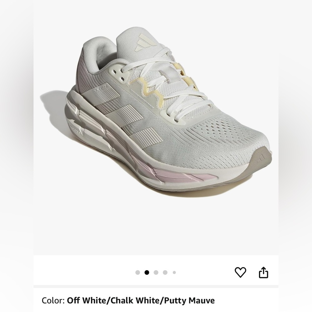 adidas Women's Questar 3 Running Sneaker
Size 7.5